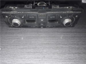 Audi A8 (4E)(2002->)