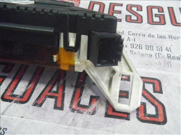 Citroen C4 Berlina (06.2004->)