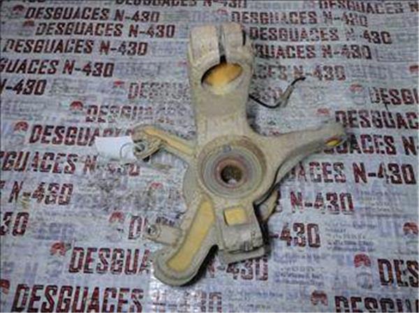 Ford FOCUS Sedán (DFW)