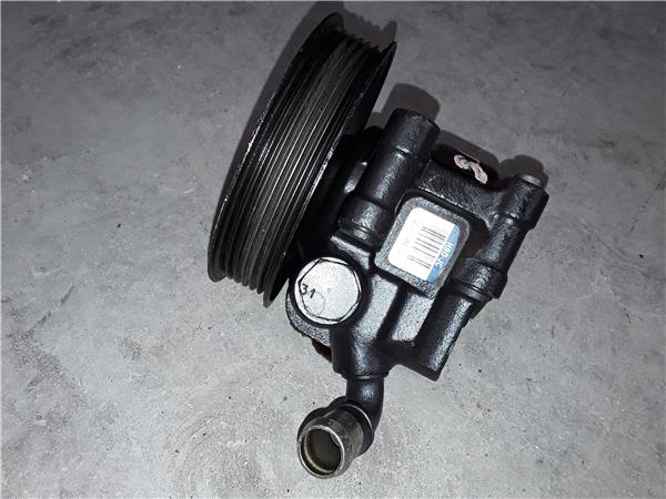 Ford FOCUS Sedán (DFW)