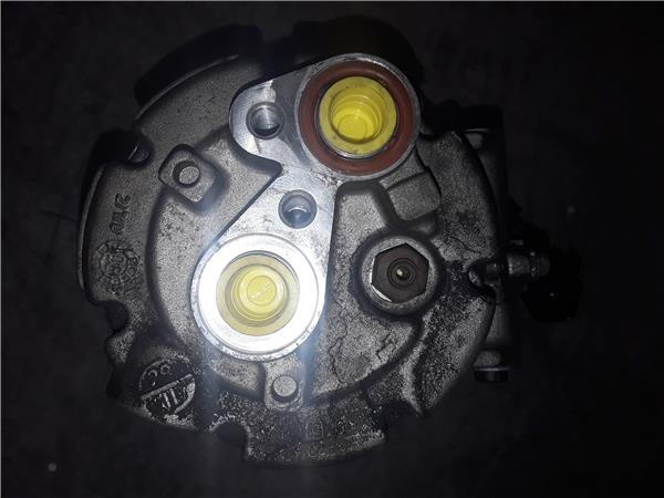 Ford FOCUS Sedán (DFW)