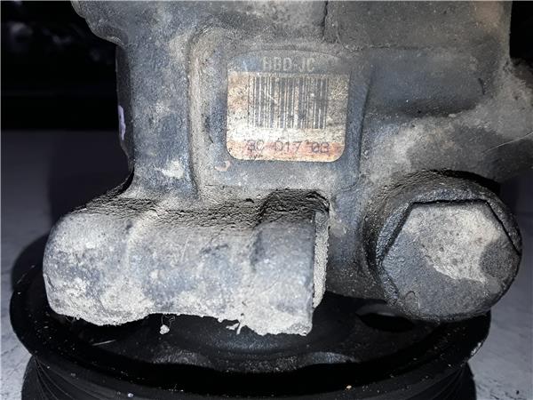 Ford FOCUS Sedán (DFW)