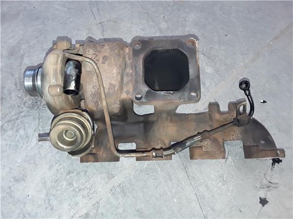 Ford FOCUS Sedán (DFW)