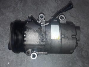 Ford FOCUS Sedán (DFW)