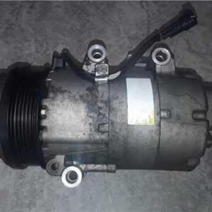 Ford FOCUS Sedán (DFW)