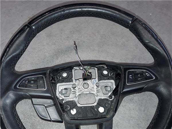 Ford Focus Berlina (CEW)(2014->)