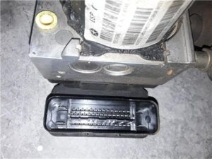 Jeep Cherokee (KJ)(2002->)