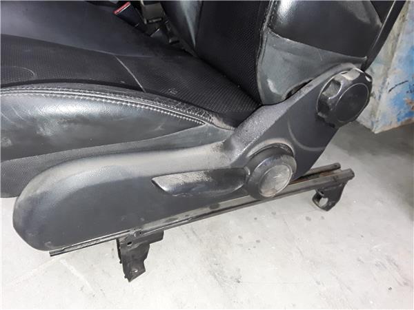 Mercedes-Benz Clase A (BM 169)(06.2004->)