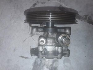Mitsubishi Carisma Berlina 4 (DA0)(1996->)