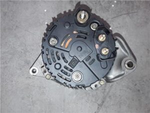 Mitsubishi Carisma Berlina 4 (DA0)(1996->)