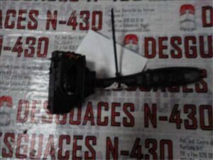 Mitsubishi Carisma Berlina 4 (DA0)(1996->)