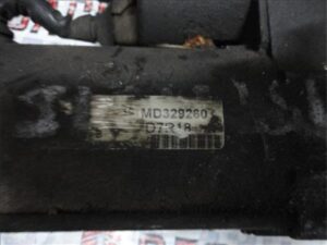 Mitsubishi Carisma Berlina 4 (DA0)(1996->)