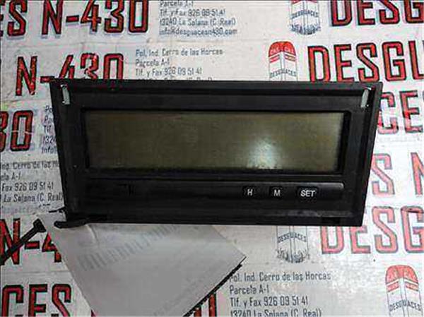 Mitsubishi Carisma Berlina 4 (DA0)(1996->)