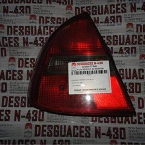 Mitsubishi Carisma Berlina 4 (DA0)(1996->)