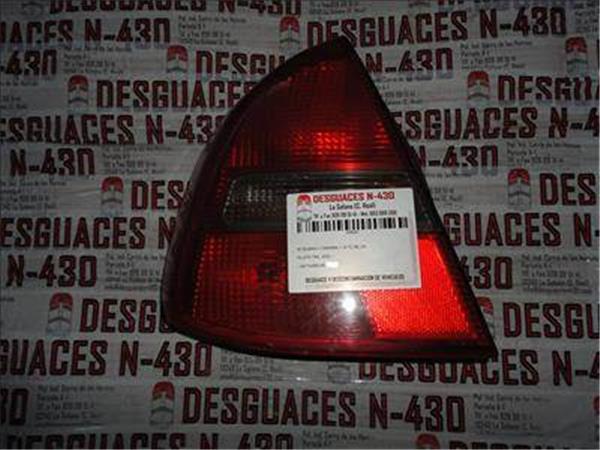 Mitsubishi Carisma Berlina 4 (DA0)(1996->)