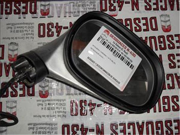 Mitsubishi Carisma Berlina 4 (DA0)(1996->)