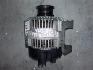 Mitsubishi Carisma Berlina 4 (DA0)(1996->)