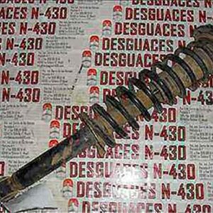 Mitsubishi Carisma Berlina 4 (DA0)(1996->)