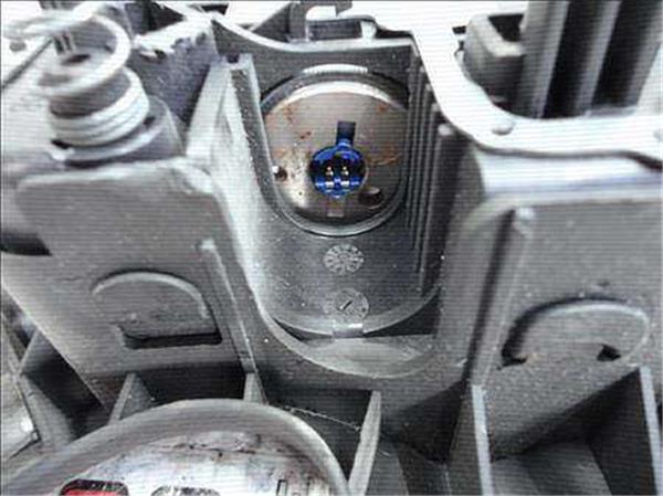 Nissan Almera (N16/E)(01.2000->)