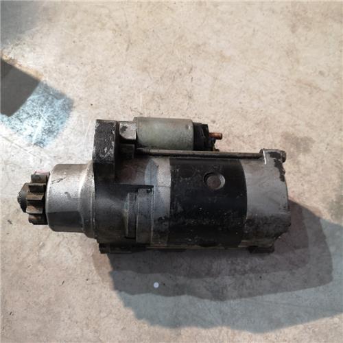 Nissan Almera Tino (V10M)(05.2000->)