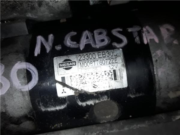 Nissan CABSTAR Caja/Chasis (F24)