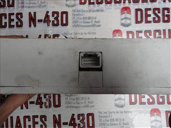 Nissan Micra (K12E)(11.2002->)