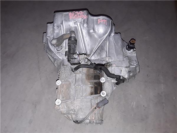 Nissan Primera Berlina (P11)(05.1996->)