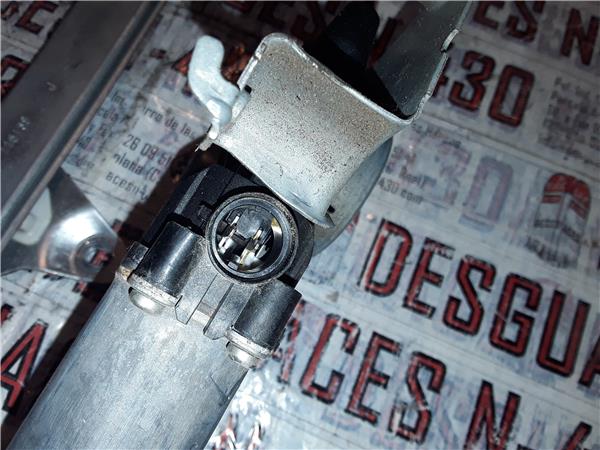 Nissan Primera Berlina (P12)(12.2001->)