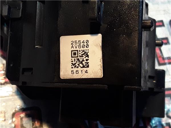 Nissan Primera Berlina (P12)(12.2001->)