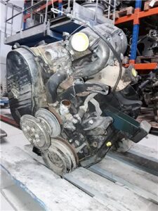 Nissan TRADE Furgón