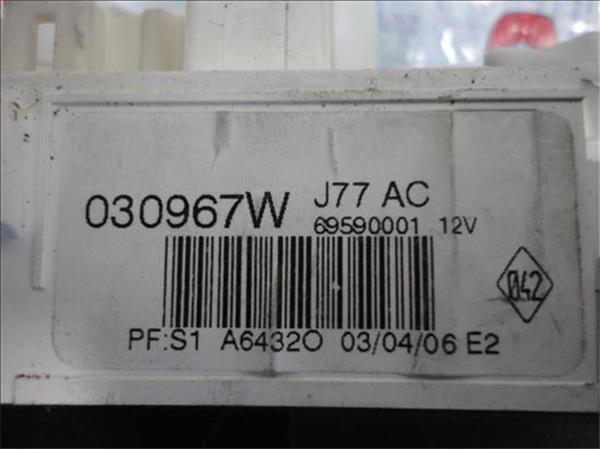 Renault Clio III (2005->)