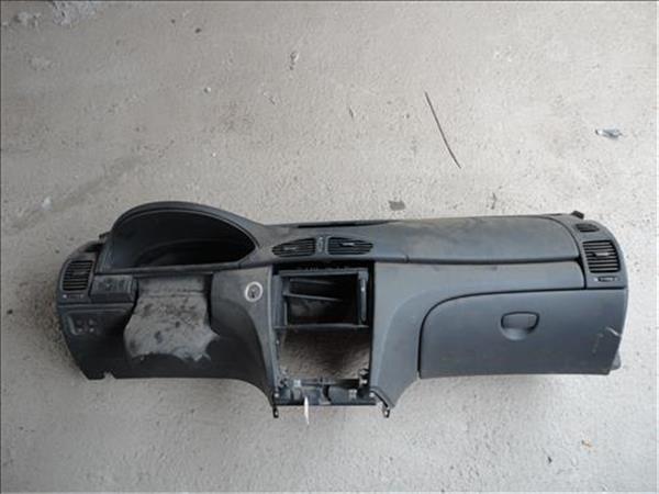 Renault Laguna II (BG0)(2001->)