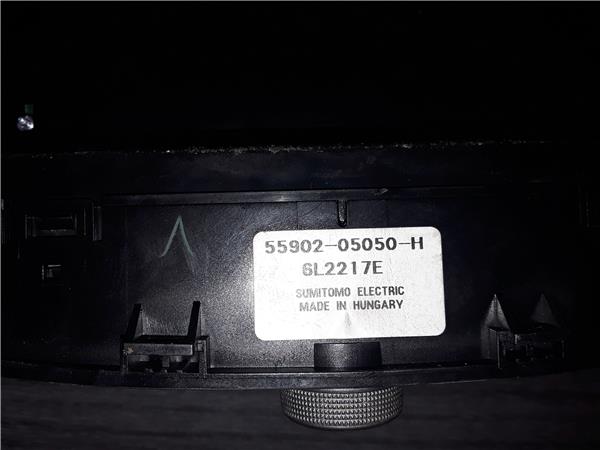 Toyota Avensis Berlina (T25)(2003->)