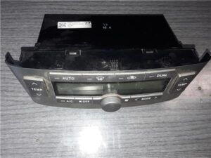 Toyota Avensis Berlina (T25)(2003->)