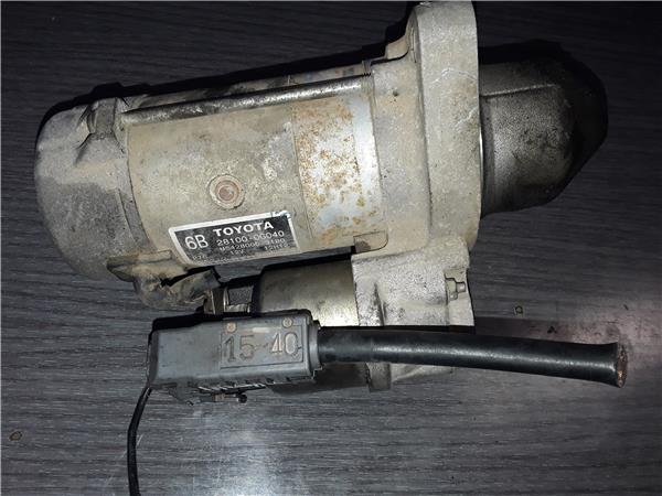 Toyota Avensis Berlina (T25)(2003->)