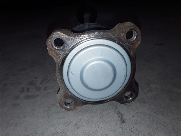 Toyota RAV4 (A2)(2000->)