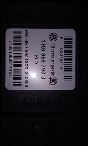Volkswagen Golf V (1K1)(2003->)