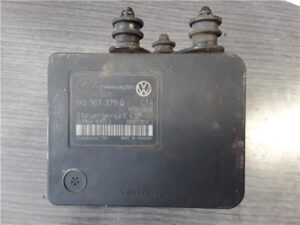 Volkswagen Golf V (1K1)(2003->)