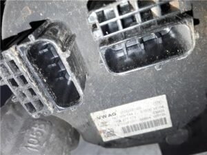Volkswagen Golf V (1K1)(2003->)