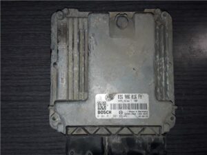 Volkswagen Golf V (1K1)(2003->)