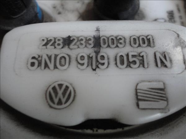 Volkswagen Polo III Berlina (6N2)(1999->)