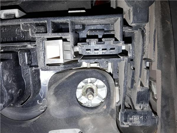 Volkswagen Touareg (7LA)(2002->)