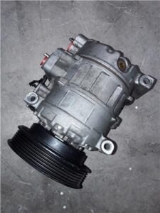 Lancia Thesis (115)(2002->)