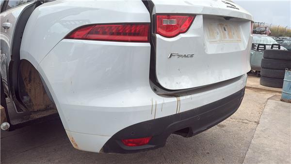 Jaguar F-PACE (09.2015->)