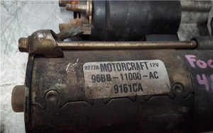 Ford FOCUS Sedán (DFW)