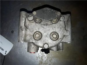 Ford FOCUS Sedán (DFW)