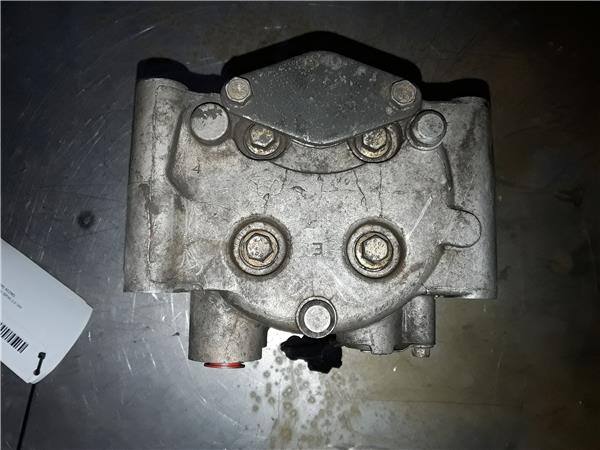 Ford FOCUS Sedán (DFW)