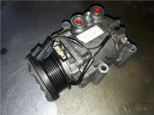 Ford FOCUS Sedán (DFW)