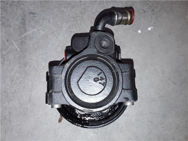 Ford FOCUS Sedán (DFW)