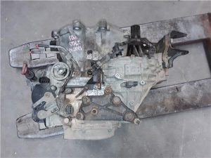 Hyundai Santa Fe (SM)(2001->)
